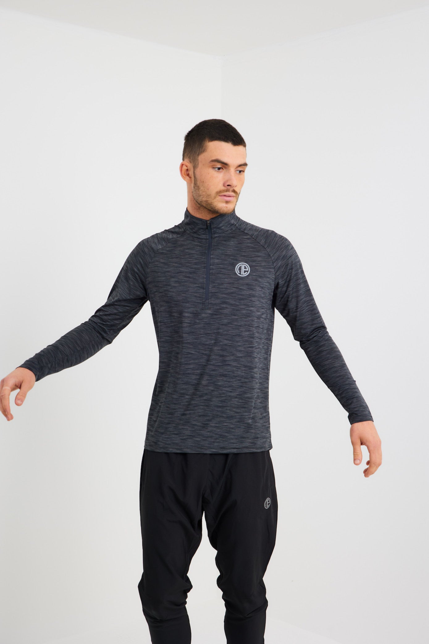 React 1/4 Zip - Black/Grey