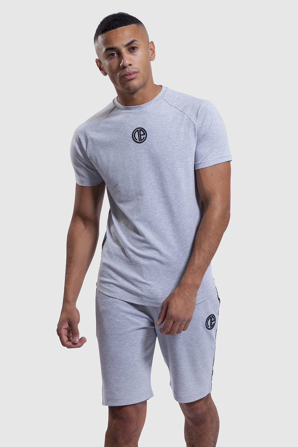 Centre logo grey training top and shorts