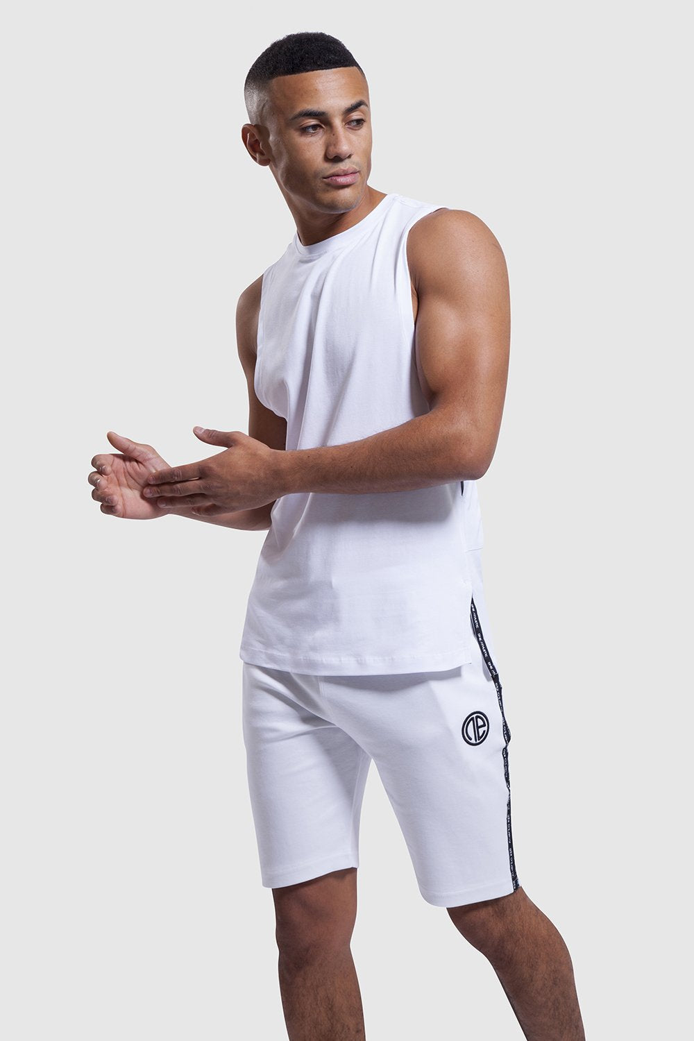 Iverson II white gym shorts and vest set